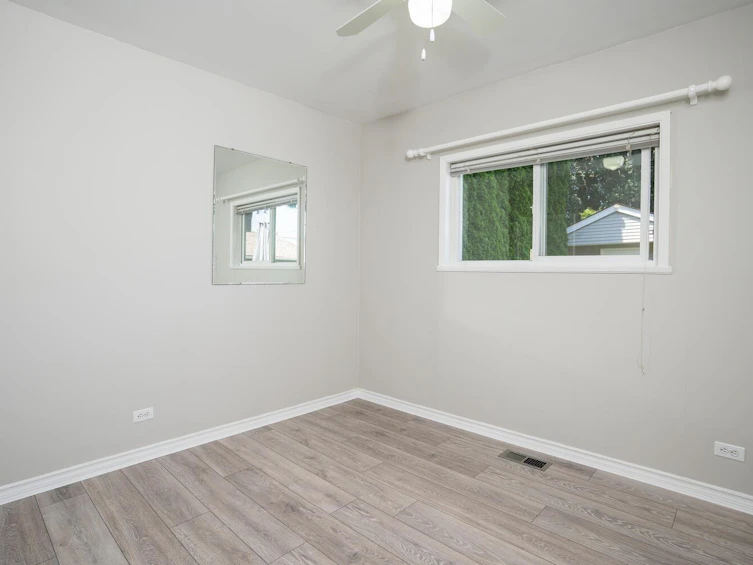 5045 Central Avenue, Delta, BC, V4K 2G5 - 9