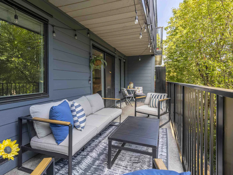 206 - 1365 E 7th Avenue, Vancouver BC V5N 1R6