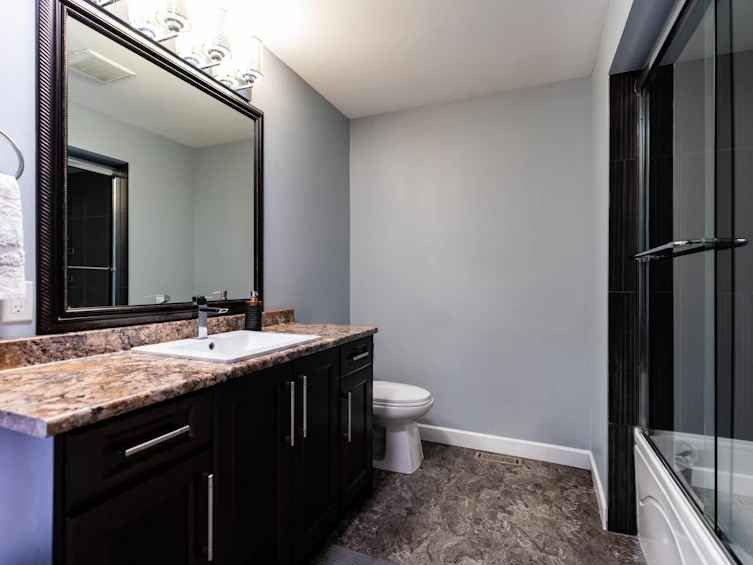 16828 60 Avenue, Surrey, BC, V3S 1T2 - 15