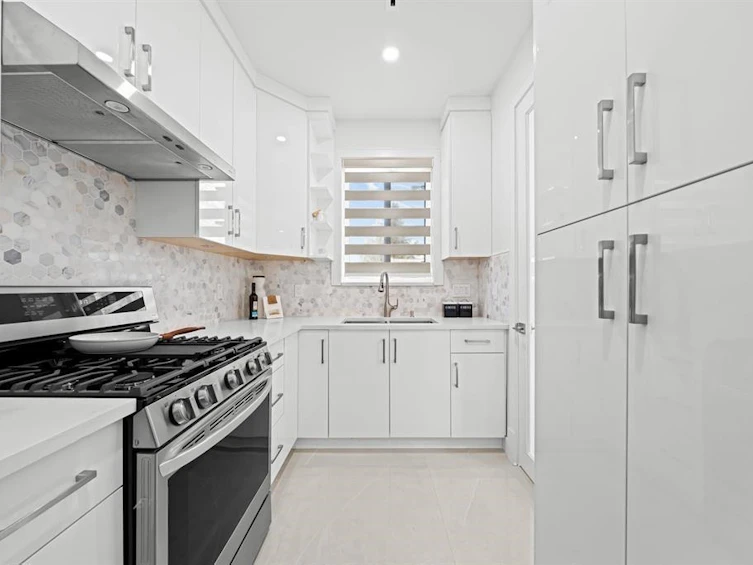 10391 Seacote Road, Richmond, BC, V7A 4B4 - 10