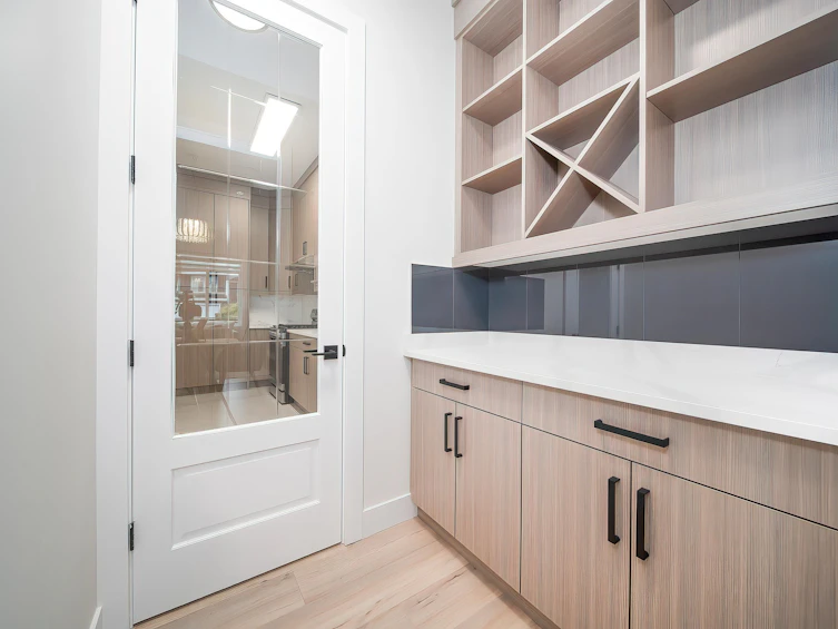 8563 11th Avenue, Burnaby, BC, V3N 2P6 - 8