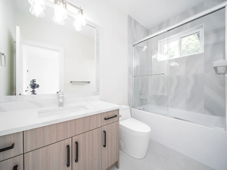 8563 11th Avenue, Burnaby, BC, V3N 2P6 - 26