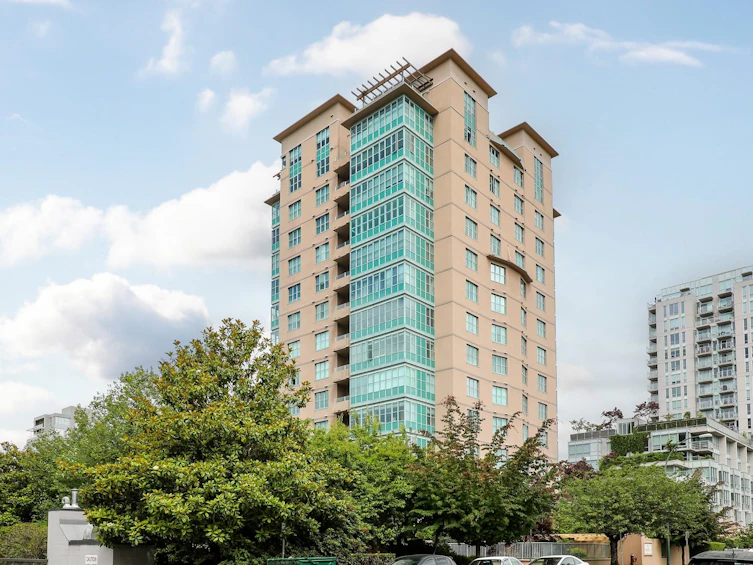 201-1555 Eastern Avenue, North Vancouver, BC, V7L 3G2 - 32
