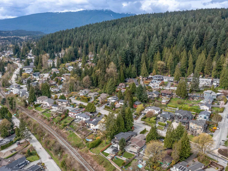 663 Foresthill Place, Port Moody, BC, V3H 3A2 - 29