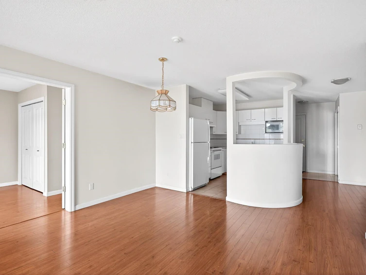301-4425 Halifax Street, Burnaby, BC, V5C 6P2 - 7