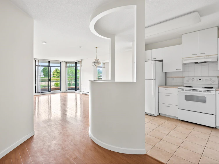 301-4425 Halifax Street, Burnaby, BC, V5C 6P2 - 8