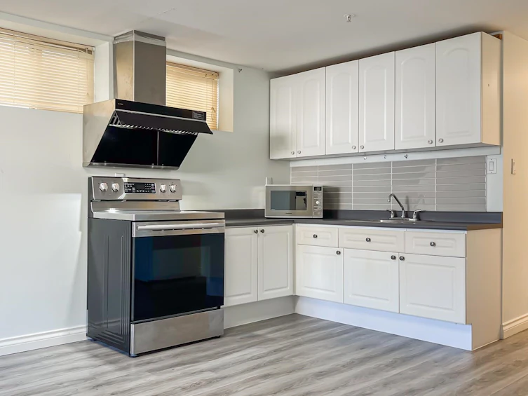 2083 E 53rd Avenue, Vancouver, BC, V5P 1X6 - 28