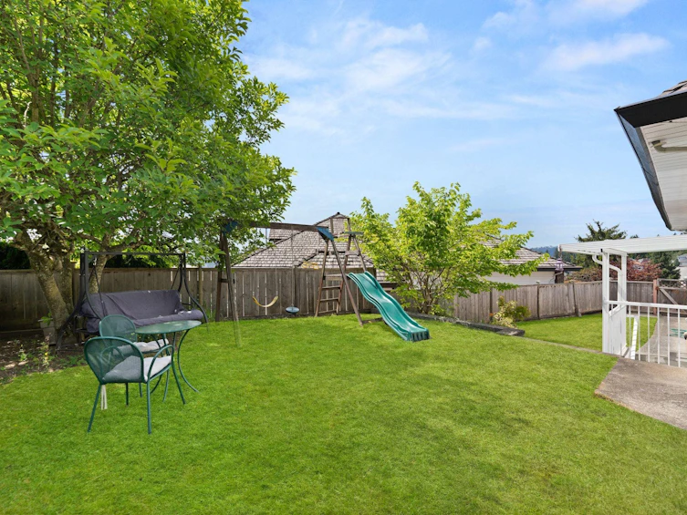 2574 Fuchsia Place, Coquitlam, BC, V3E 2M8 - 32