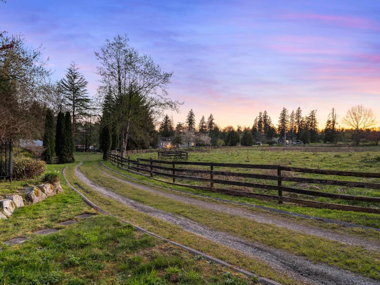 22482 8 Avenue, Langley, BC, V2Z 2W4 - 33