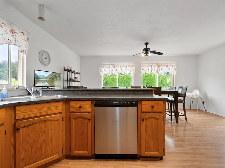 45936 Springfield Place, Chilliwack, BC, V2R 3X1 - 14