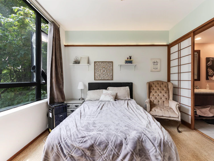 407-7388 Sandborne Avenue, Burnaby, BC, V3N 5C4 - 2