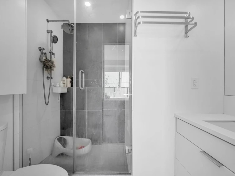116-650 E 2nd Street, North Vancouver, BC, V7L 0H5 - 16