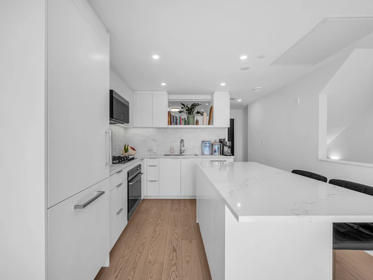 116-650 E 2nd Street, North Vancouver, BC, V7L 0H5 - 4