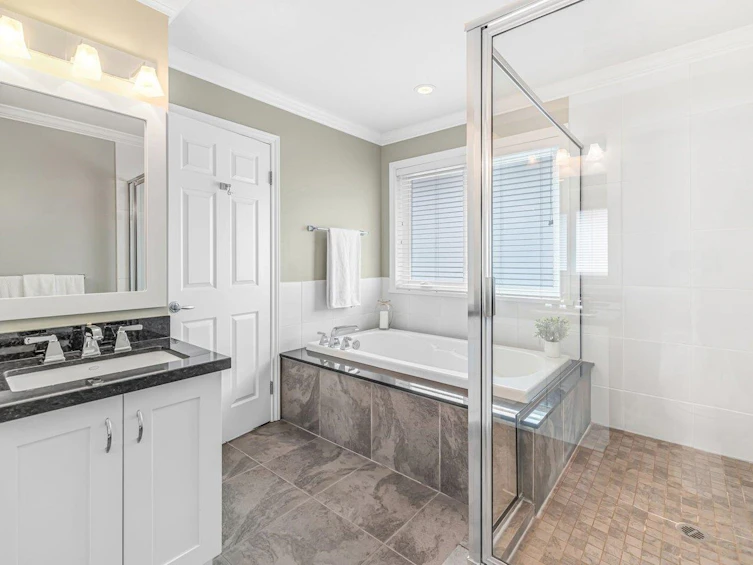 810 English Bluff Road, Delta, BC, V4M 2N5 - 23