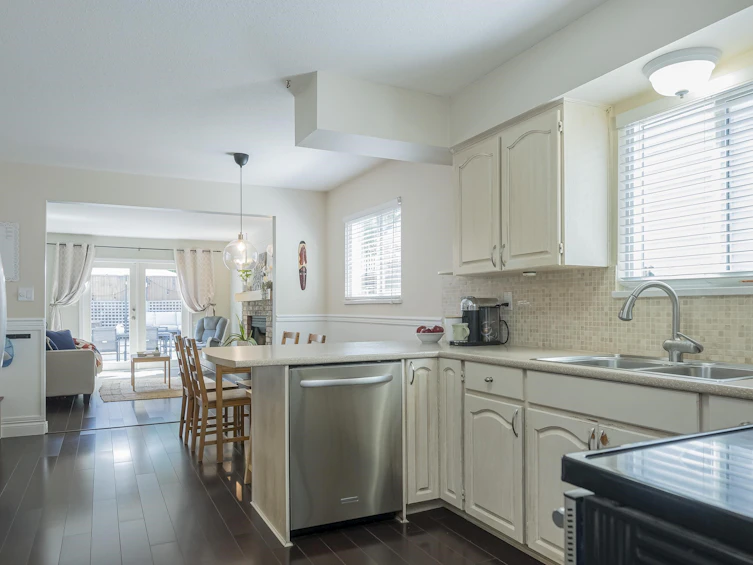 9297 211 Street, Langley, BC, V1M 2B2 - 14