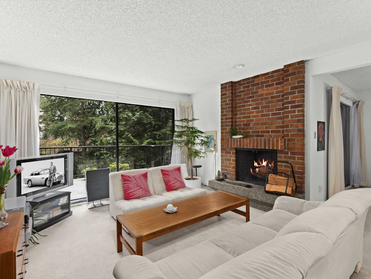856 Frederick Road, North Vancouver, BC, V7K 2Y3 - 3