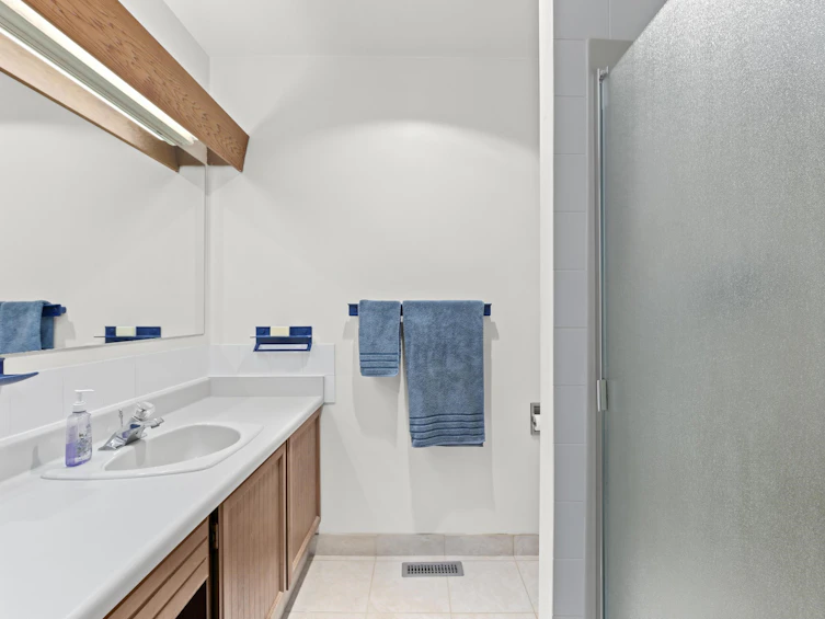 856 Frederick Road, North Vancouver, BC, V7K 2Y3 - 19