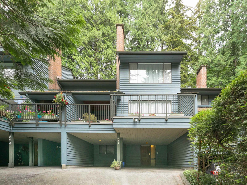 856 Frederick Road, North Vancouver BC V7K 2Y3