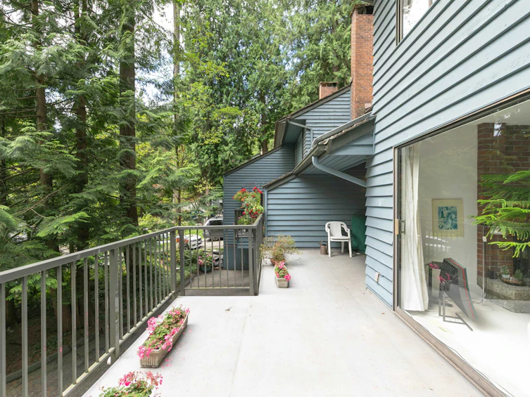 856 Frederick Road, North Vancouver, BC, V7K 2Y3 - 11