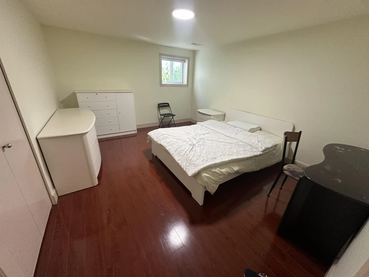 8090 Laurel Street, Vancouver, BC, V6P 3V1 - 25