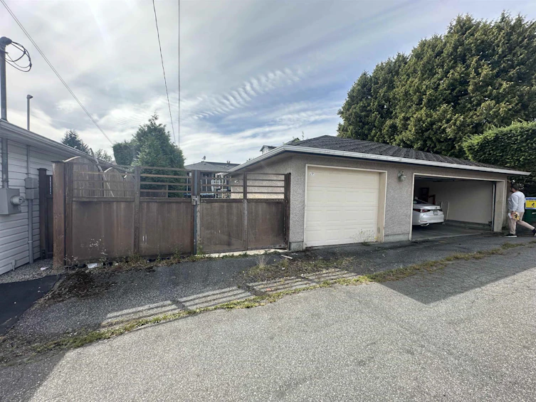 8090 Laurel Street, Vancouver, BC, V6P 3V1 - 2