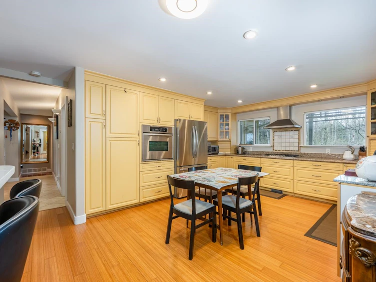 18089 94 Avenue, Surrey, BC, V4N 4A3 - 14
