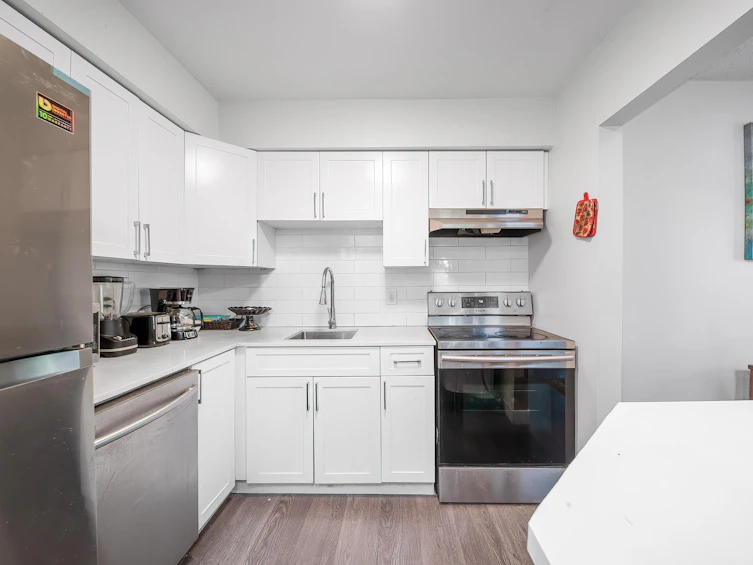 206-6105 Kingsway, Burnaby, BC, V5J 5C7 - 10