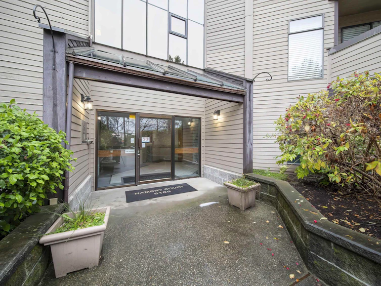 206-6105 Kingsway, Burnaby, BC, V5J 5C7 - 2