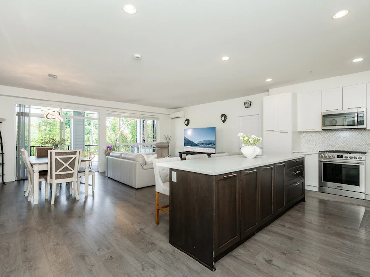 207-22087 49 Avenue, Langley, BC, V3A 0K4 - 5