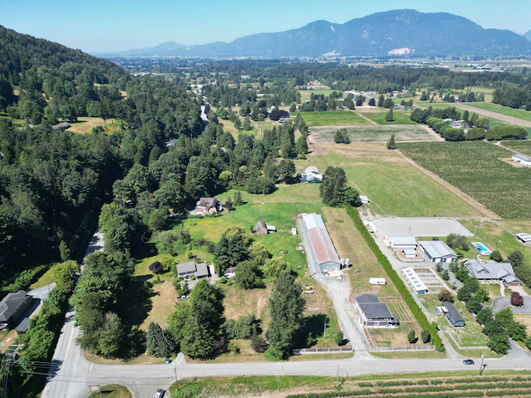 4843 Giesbrecht Road, Chilliwack, BC, V2R 4C5 - 2