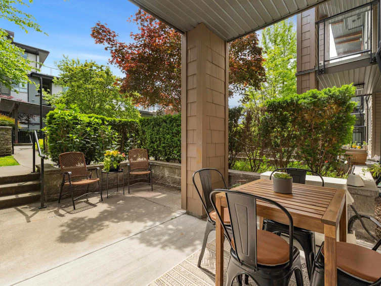 208-7428 Byrnepark Walk, Burnaby, BC, V3N 0B4 - 12