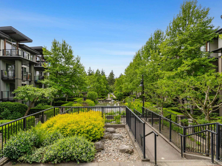 208-7428 Byrnepark Walk, Burnaby, BC, V3N 0B4 - 20