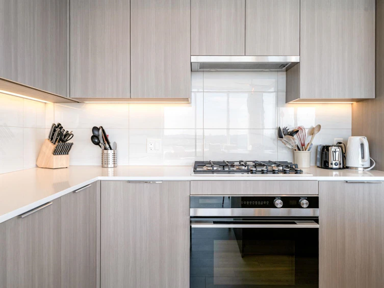 2702-1401 Hunter Street, North Vancouver, BC, V7J 0E2 - 13