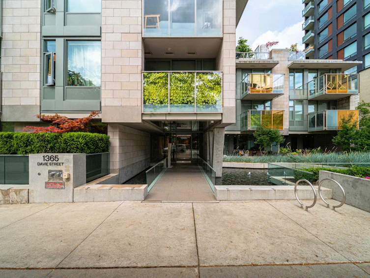 405-1365 Davie Street, Vancouver, BC, V6E 1N5 - 25