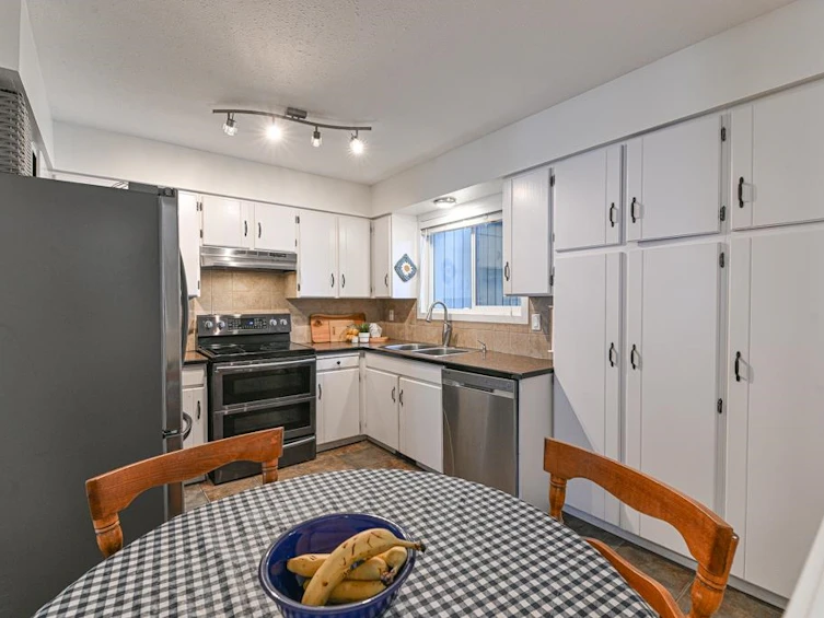 9-32870 Bevan Way, Abbotsford, BC, V2S 6R3 - 8