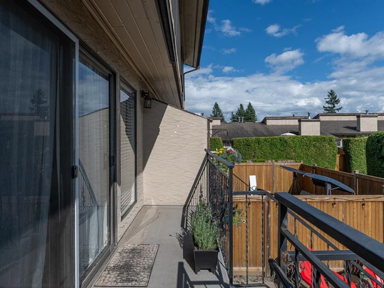 9-32870 Bevan Way, Abbotsford, BC, V2S 6R3 - 33