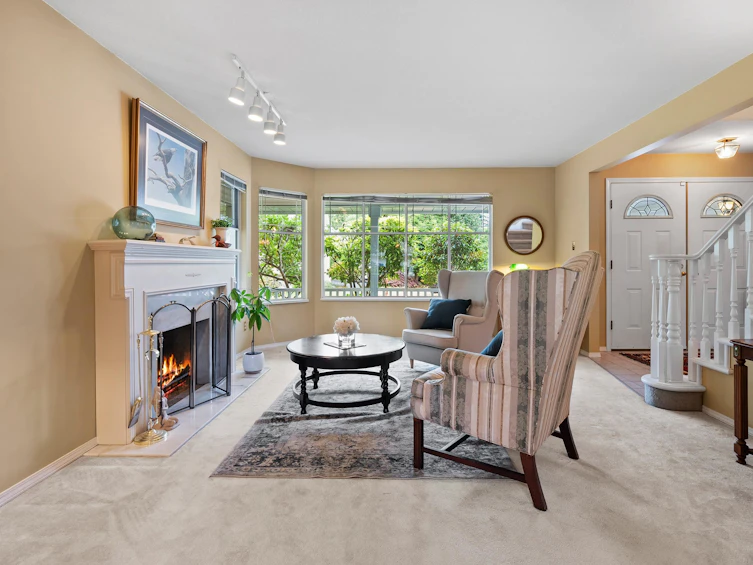 2304 151a Street, Surrey, BC, V4A 8S9 - 2