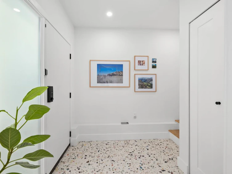 1346 E 15th Avenue, Vancouver, BC, V5N 2E4 - 5