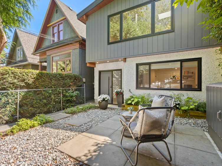 1346 E 15th Avenue, Vancouver, BC, V5N 2E4 - 3