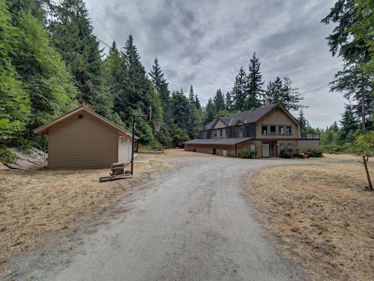 1733 Lower Road, Gibsons, BC, V0N 2W6 - 3
