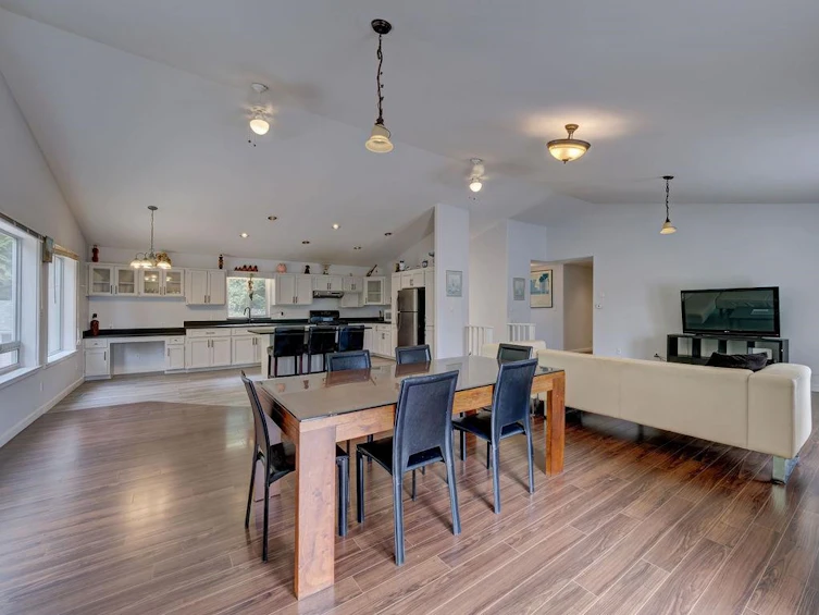 1733 Lower Road, Gibsons, BC, V0N 2W6 - 11