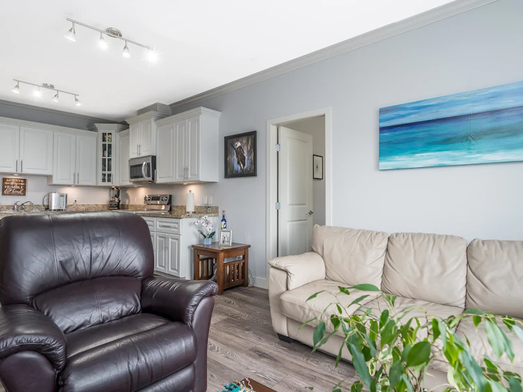 207-22363 Selkirk Avenue, Maple Ridge, BC, V2X 2X6 - 11