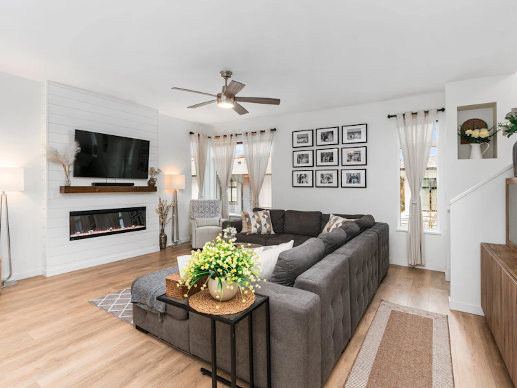 41-15235 Sitka Drive, Surrey, BC, V3S 0A9