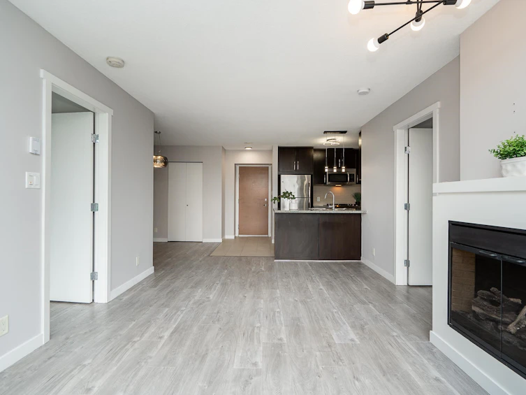 1909-660 Nootka Way, Port Moody, BC, V3H 0B7 - 2