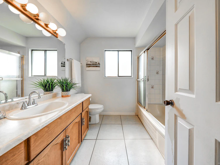 12366 Greenland Drive, Richmond, BC, V6V 2A8 - 15