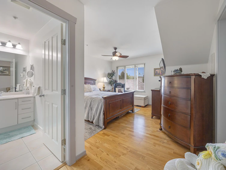 404-18 Smokey Smith Place, New Westminster, BC, V3L 5V3 - 26