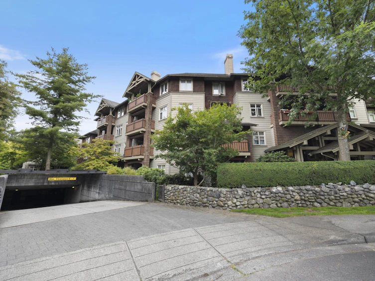 404-18 Smokey Smith Place, New Westminster, BC, V3L 5V3 - 3