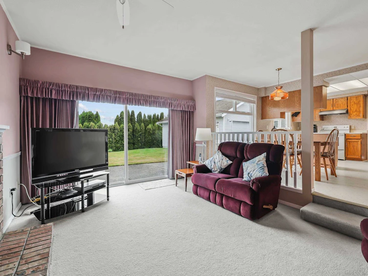 5668 E Sunrise Crescent, Surrey, BC, V3S 7M5 - 13