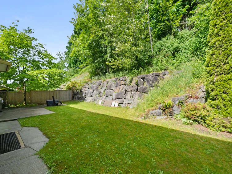 35361 Kinloch Place, Abbotsford, BC, V3G 3A8 - 34