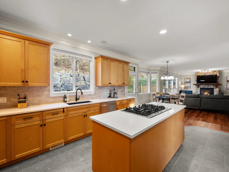 35361 Kinloch Place, Abbotsford, BC, V3G 3A8 - 18